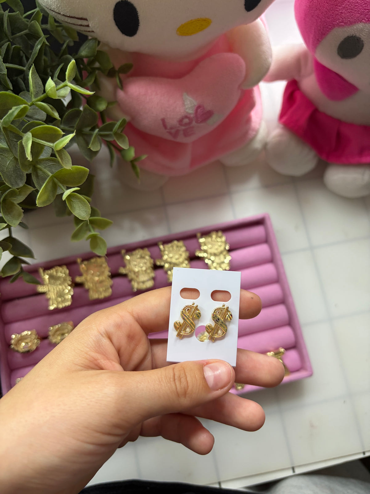 Dollar Earring